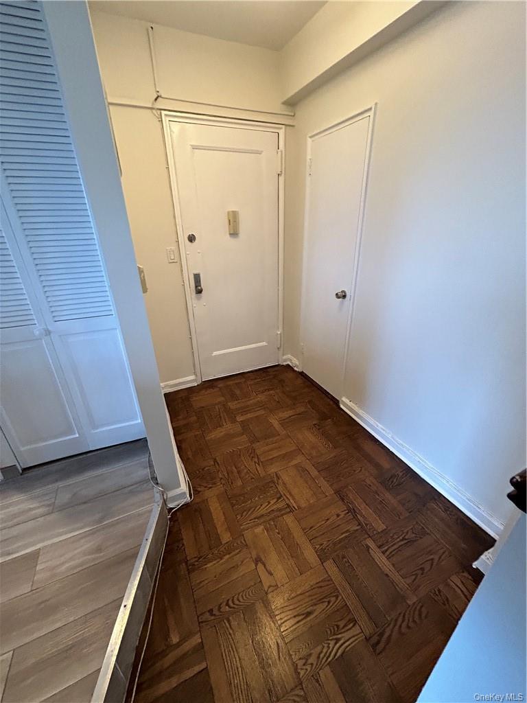 220 Pelham Road 5e Property Photo 1