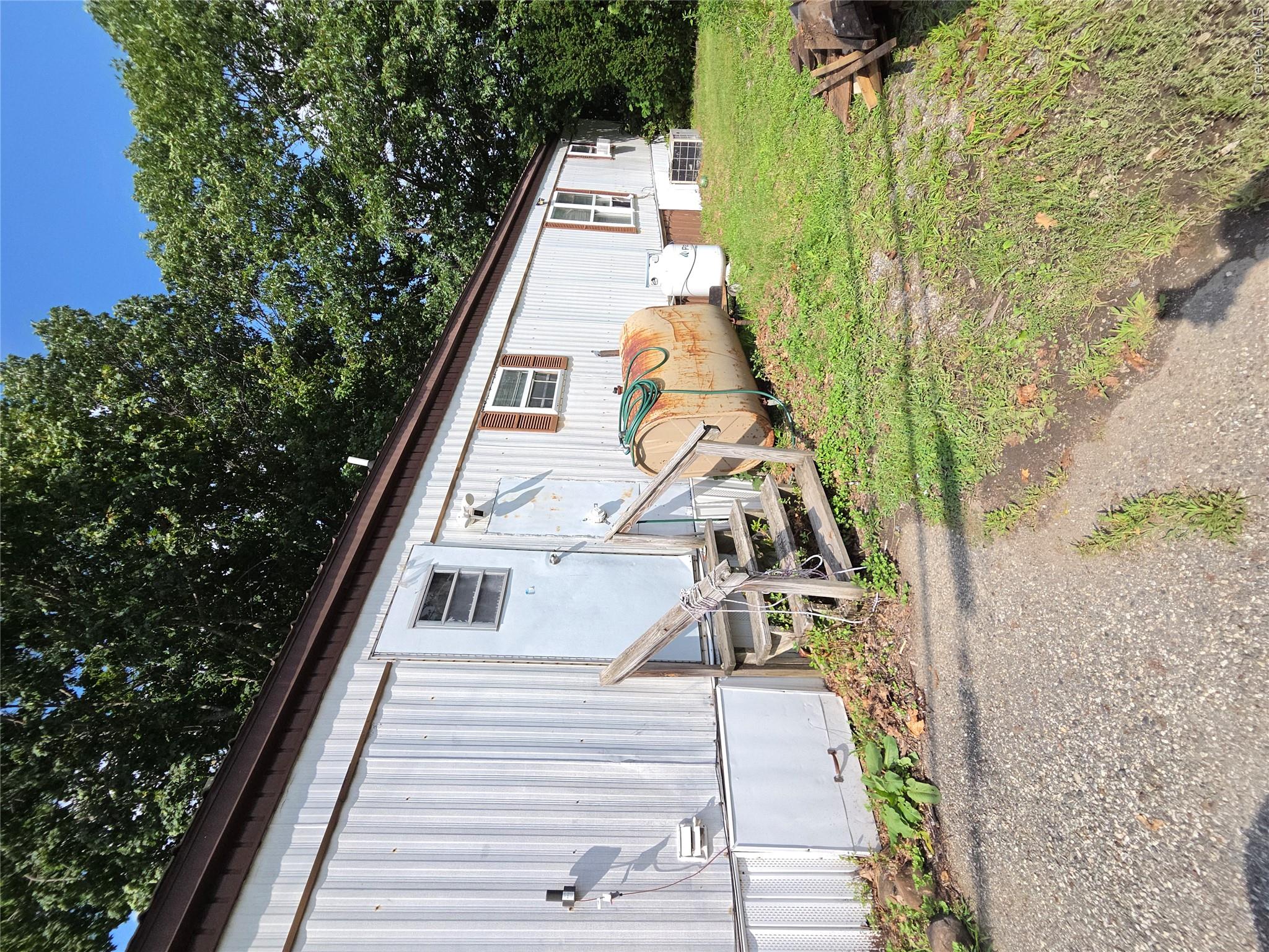 9 Rivercrest Road 22 Property Photo 2
