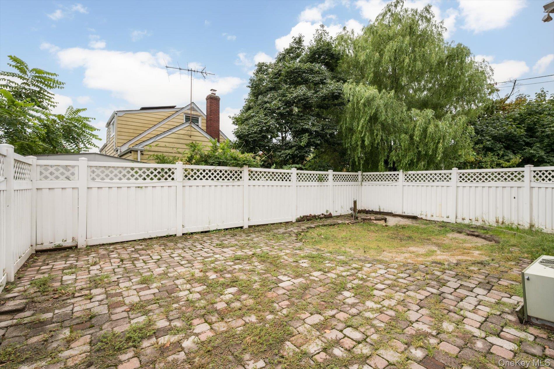 2563 Milburn Avenue Property Photo 19