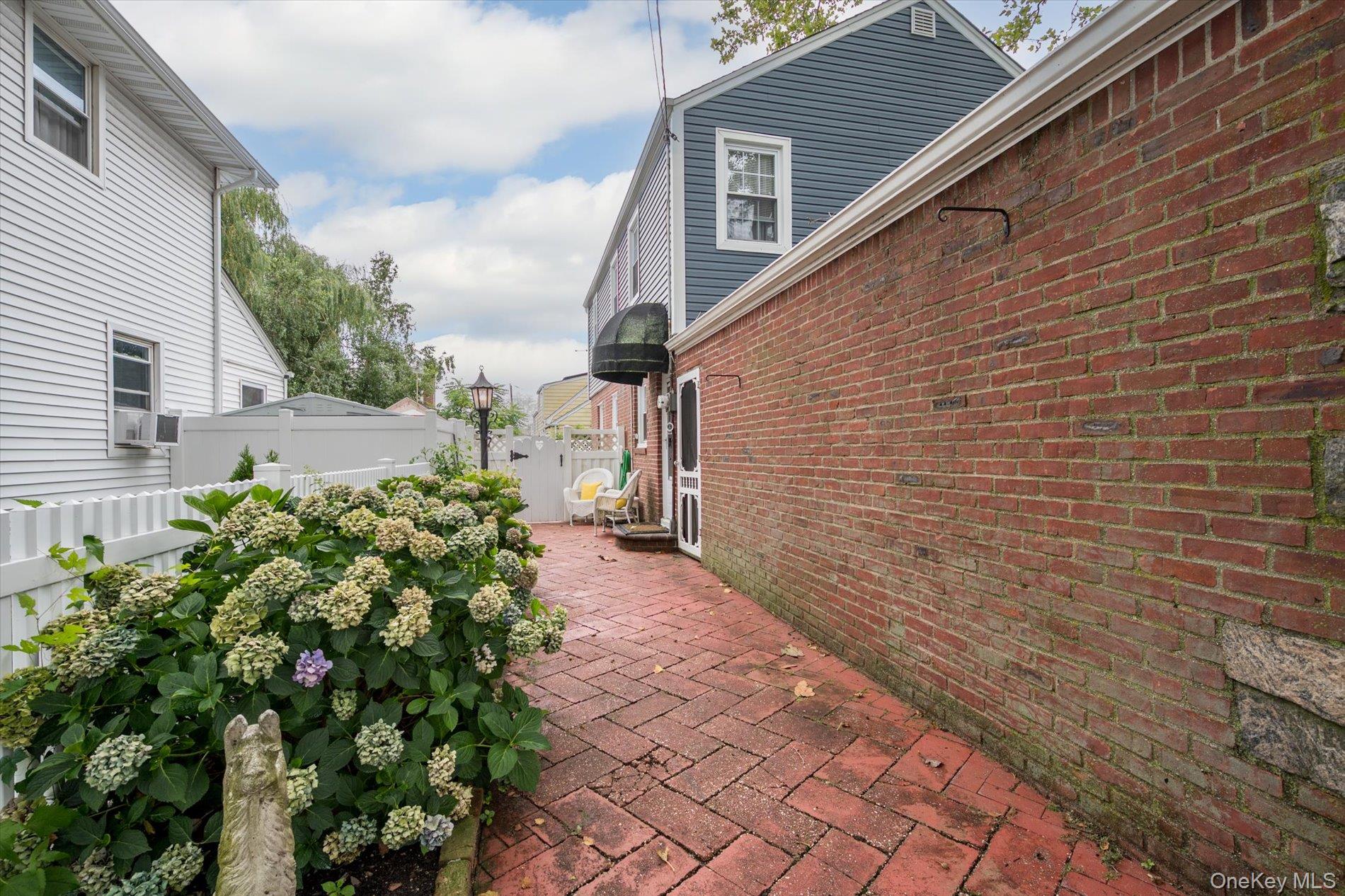 2563 Milburn Avenue Property Photo 21