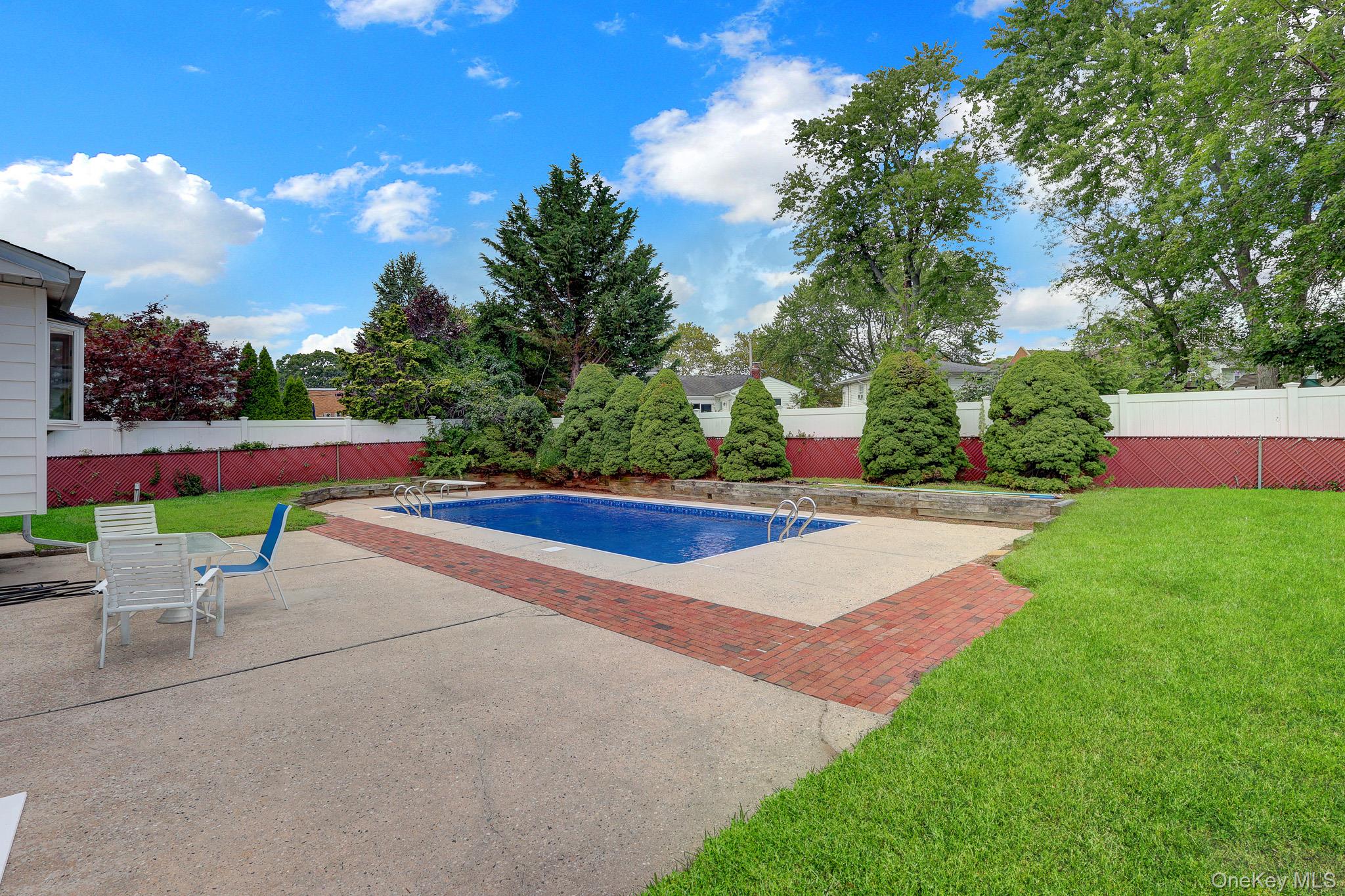 14 Poppy Drive Property Photo 18