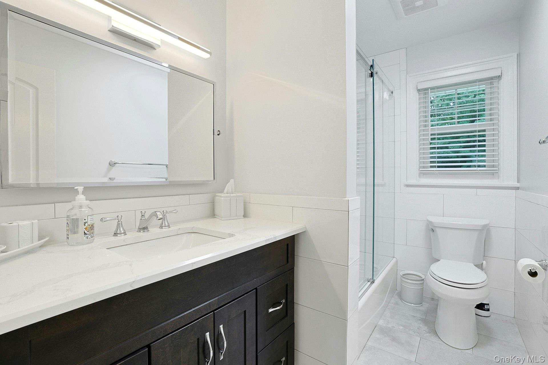 5 Prides Crossing Property Photo 19