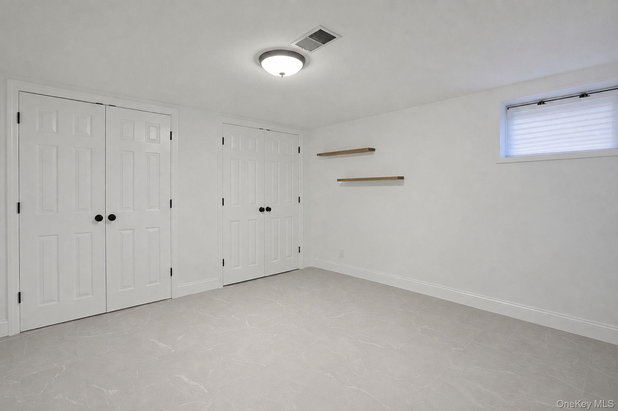 5 Prides Crossing Property Photo 28