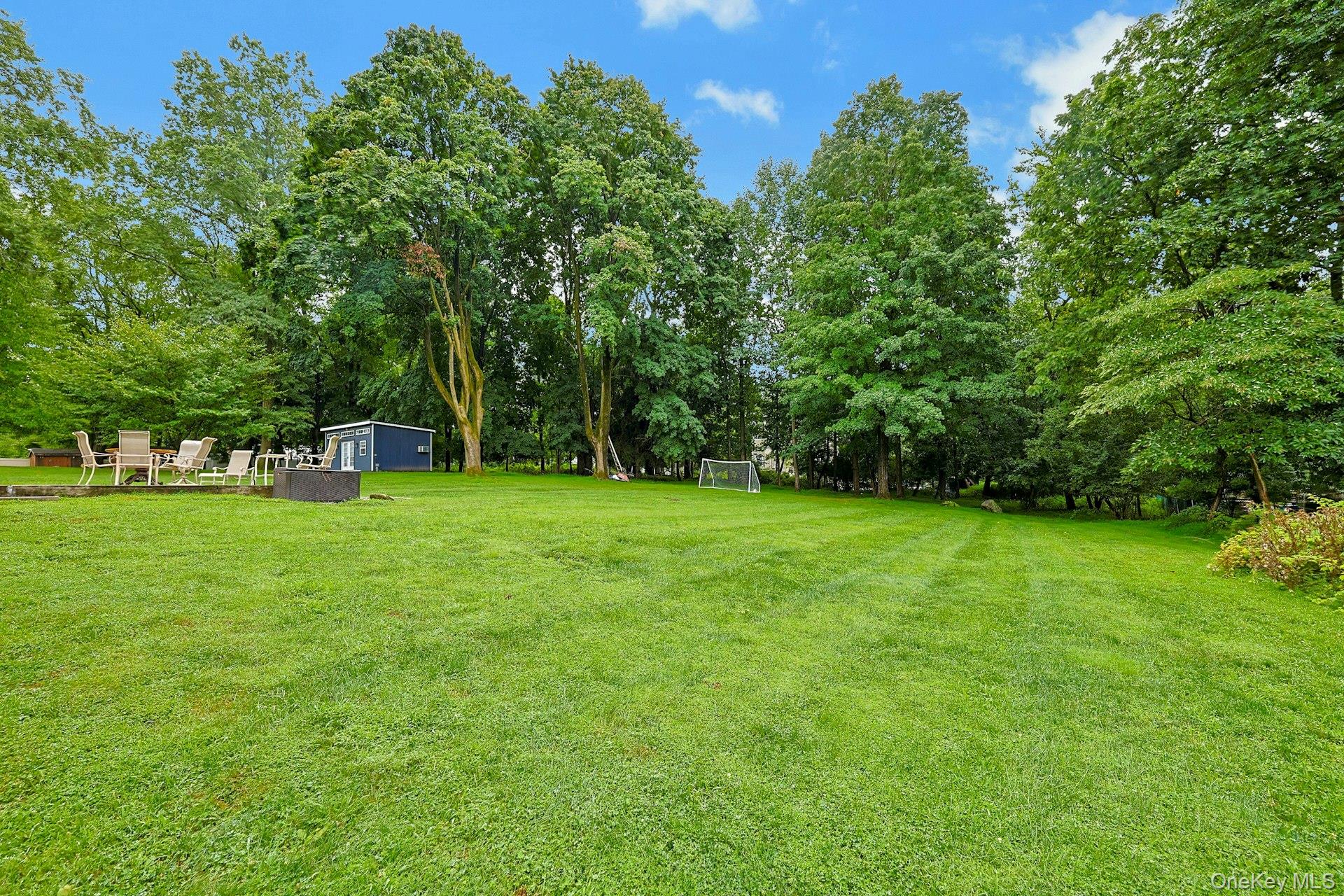 5 Prides Crossing Property Photo 34