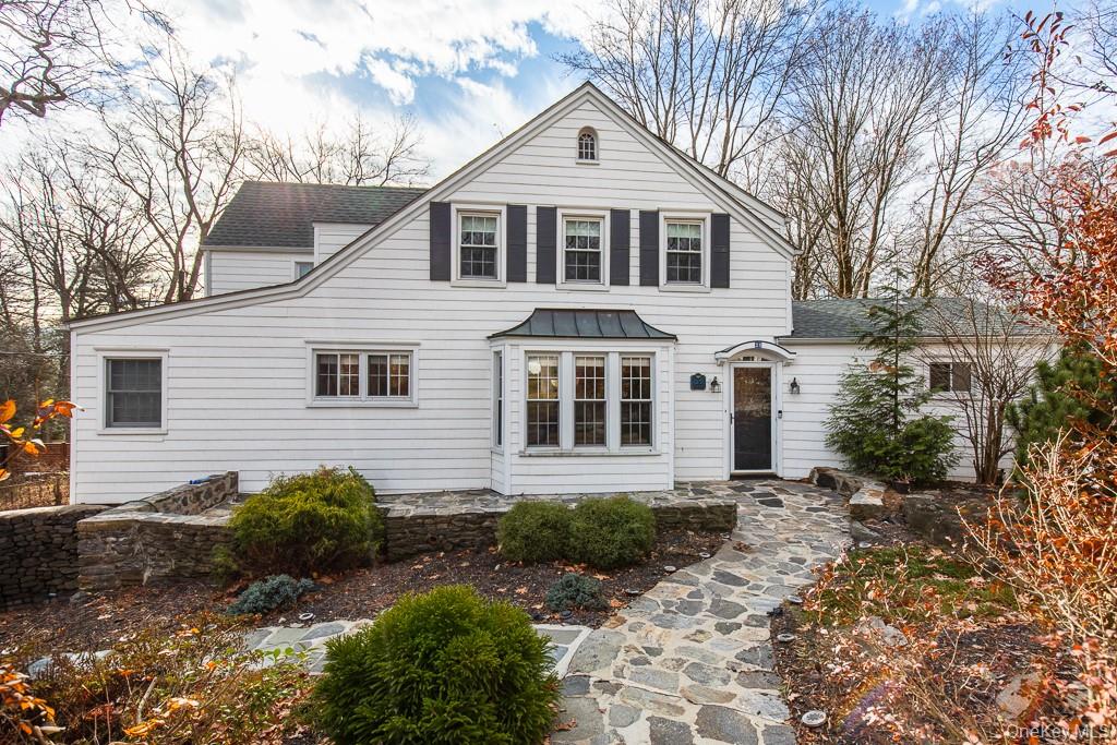 25 Roxbury Road Property Photo 1