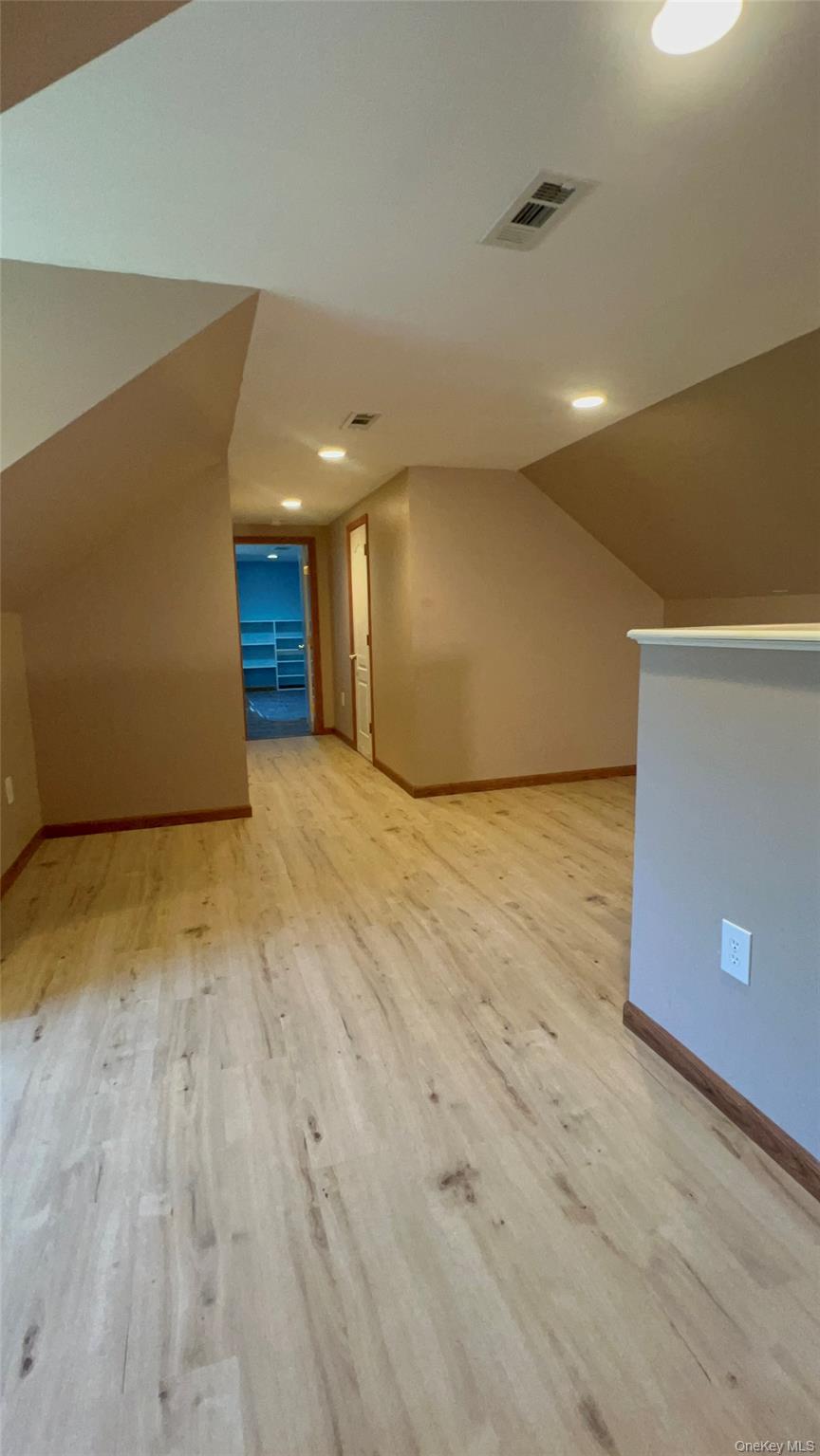 2 Box Tree Property Photo 9