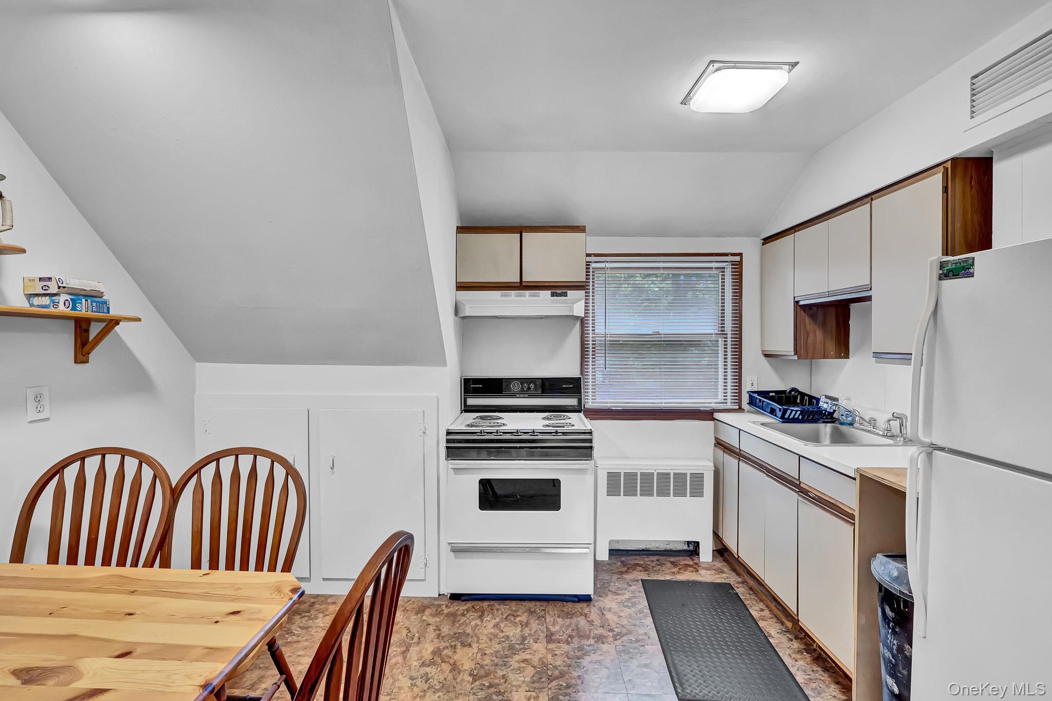 127 Decker Avenue Property Photo 20