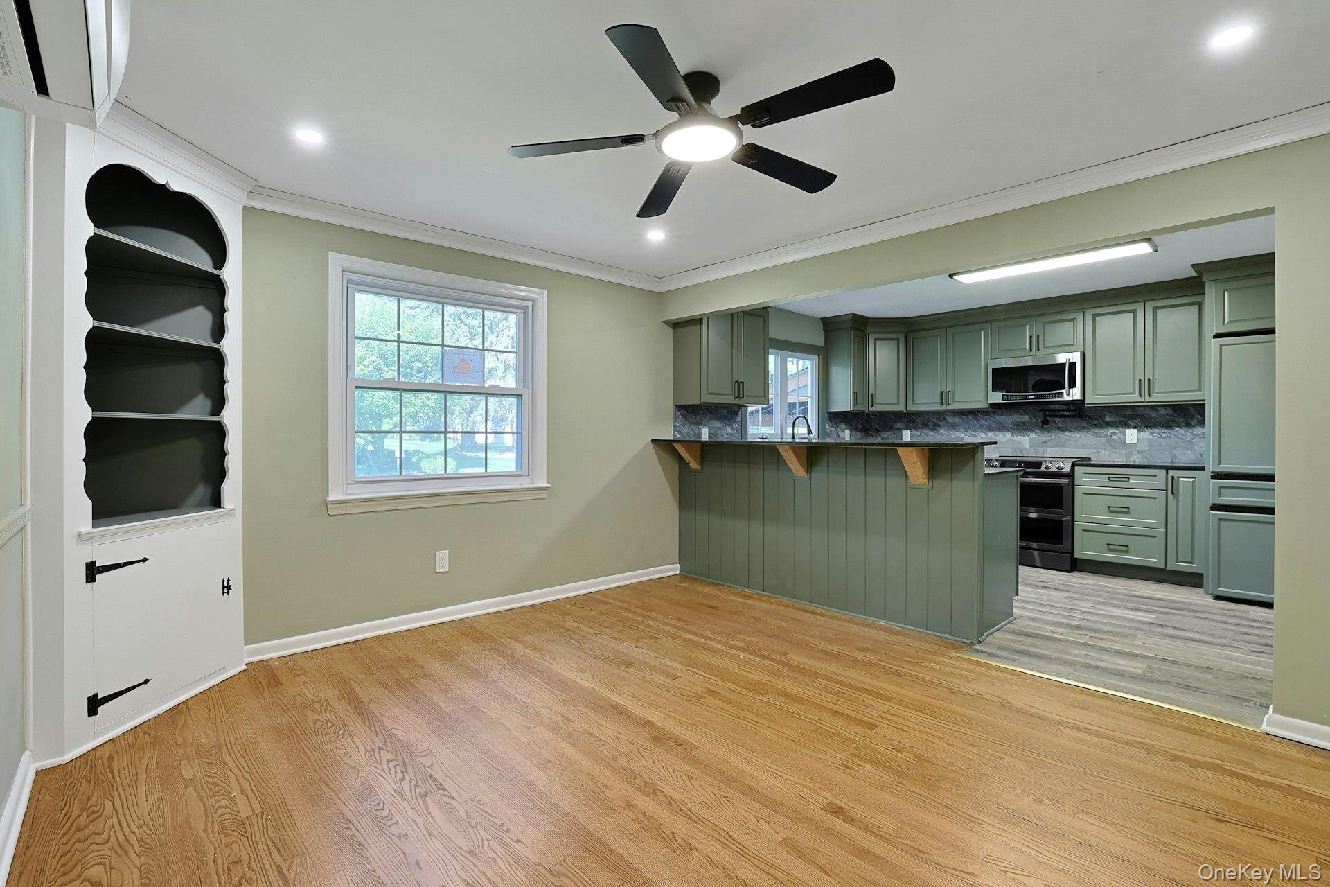 556 Babbling Brook Lane Property Photo 11