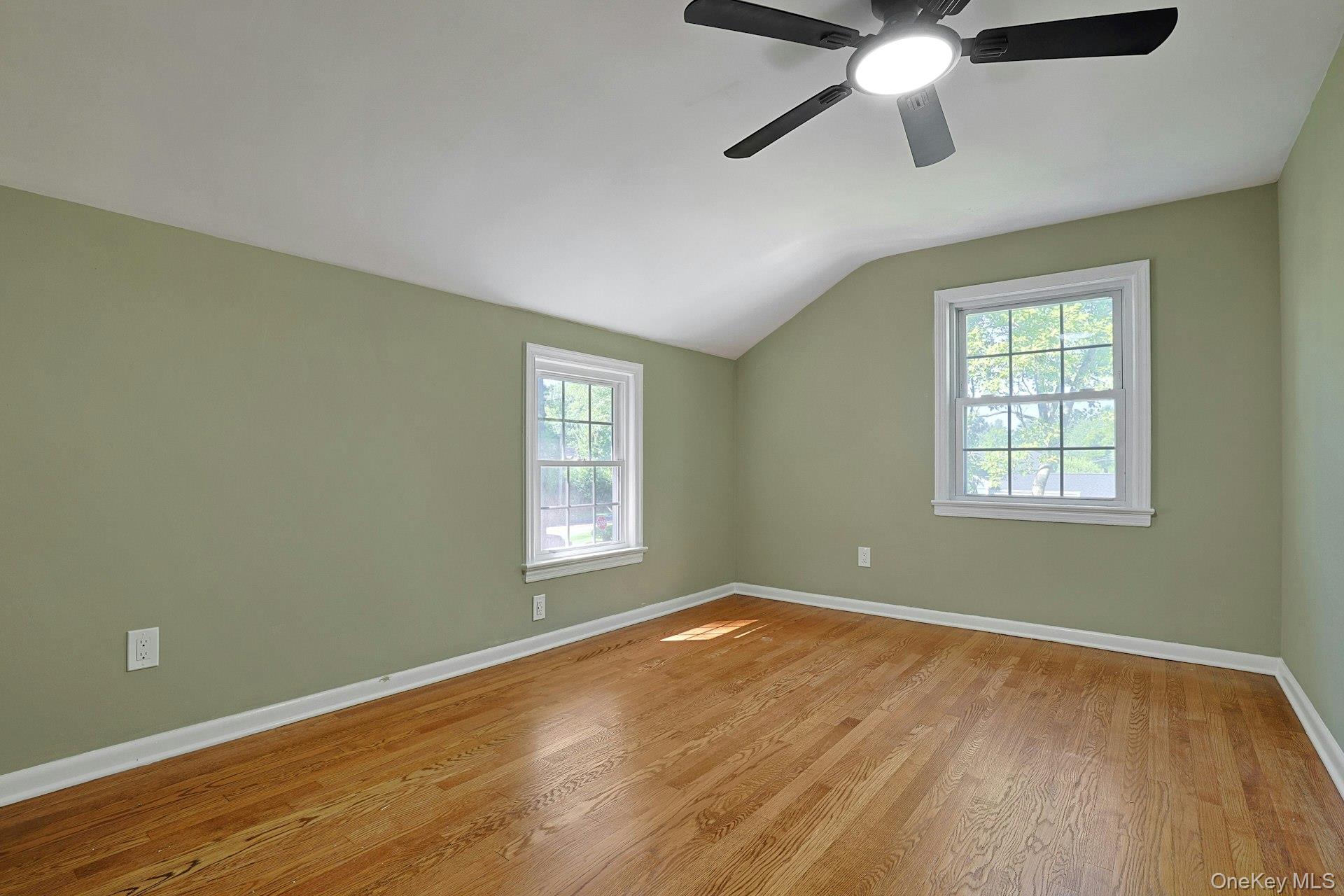 556 Babbling Brook Lane Property Photo 34