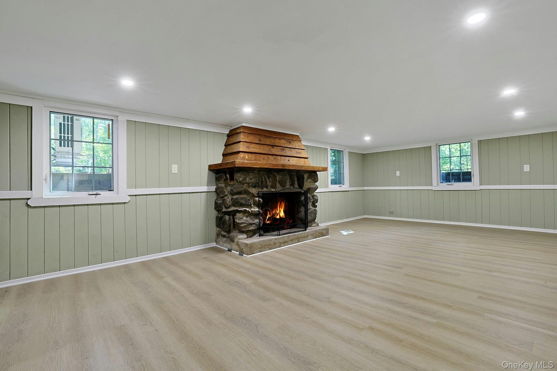 556 Babbling Brook Lane Property Photo 36