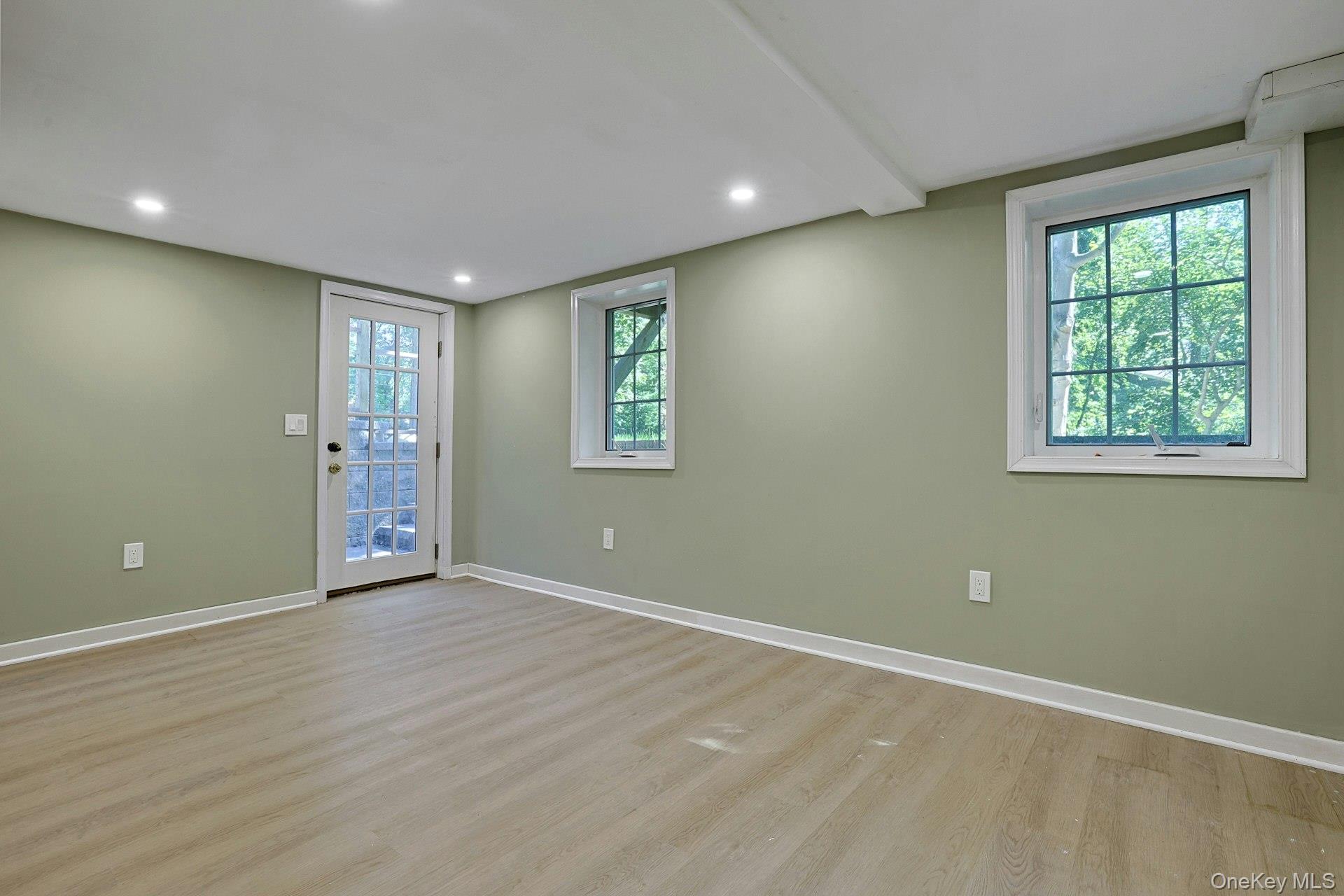 556 Babbling Brook Lane Property Photo 40