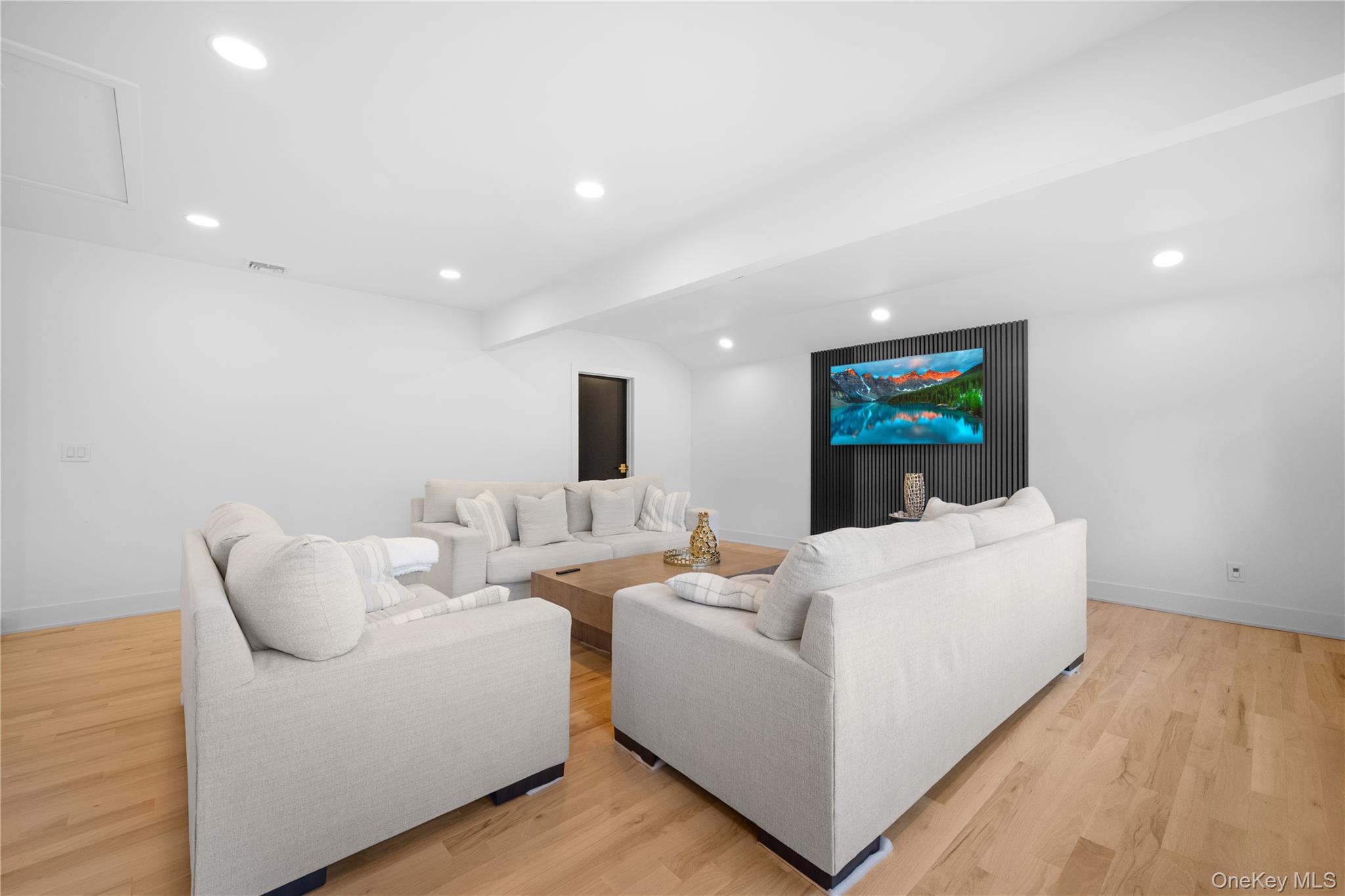 7 Tyrconnell Avenue Property Photo 9