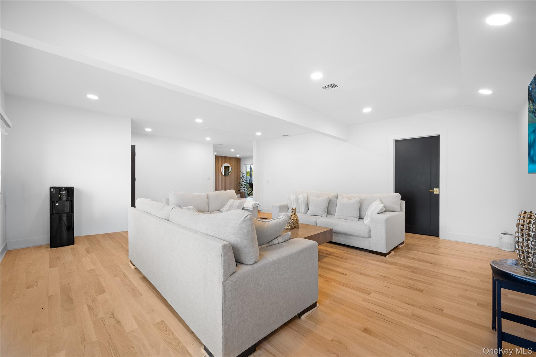 7 Tyrconnell Avenue Property Photo 10