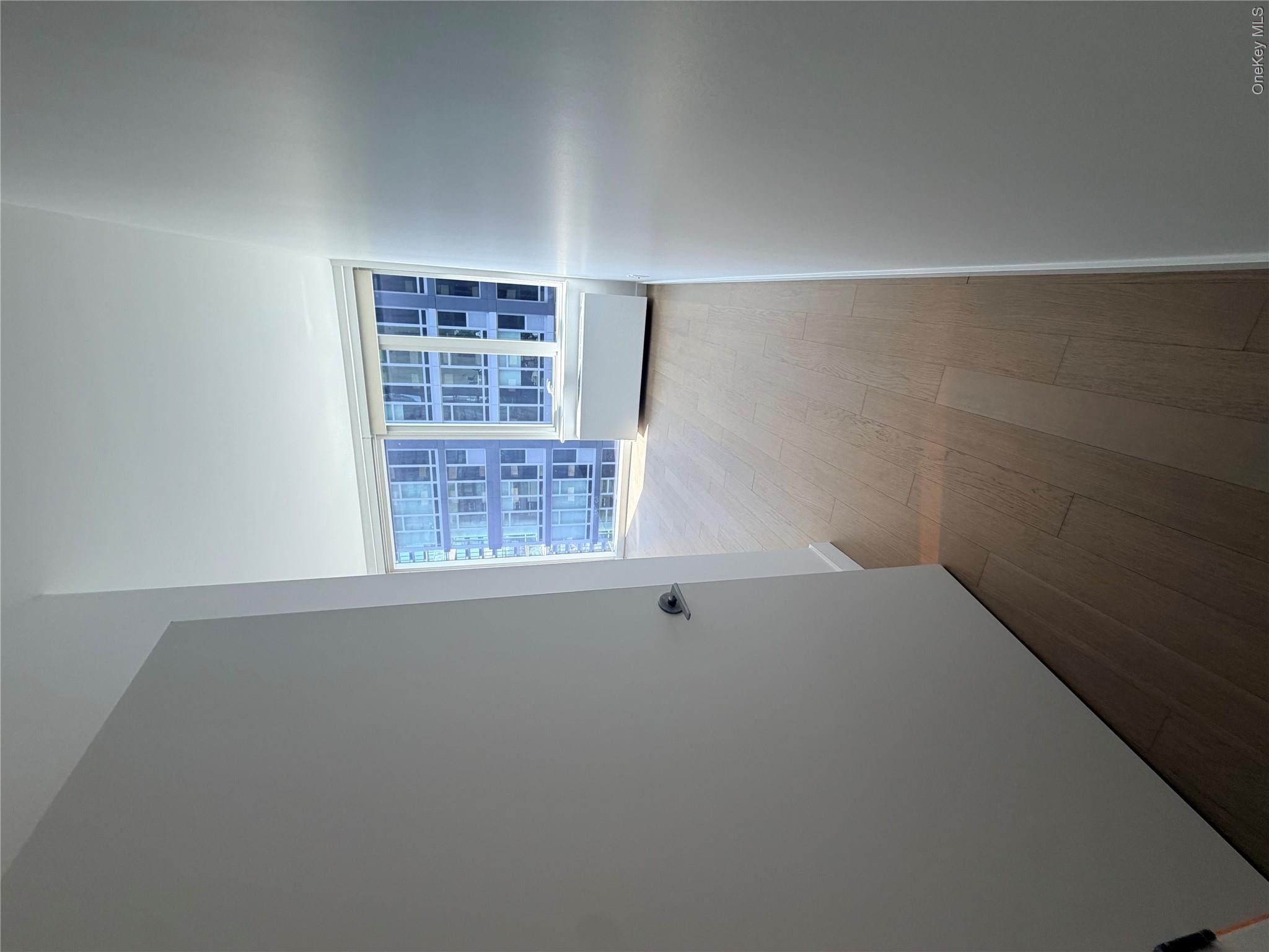 1038955 Property Photo 3