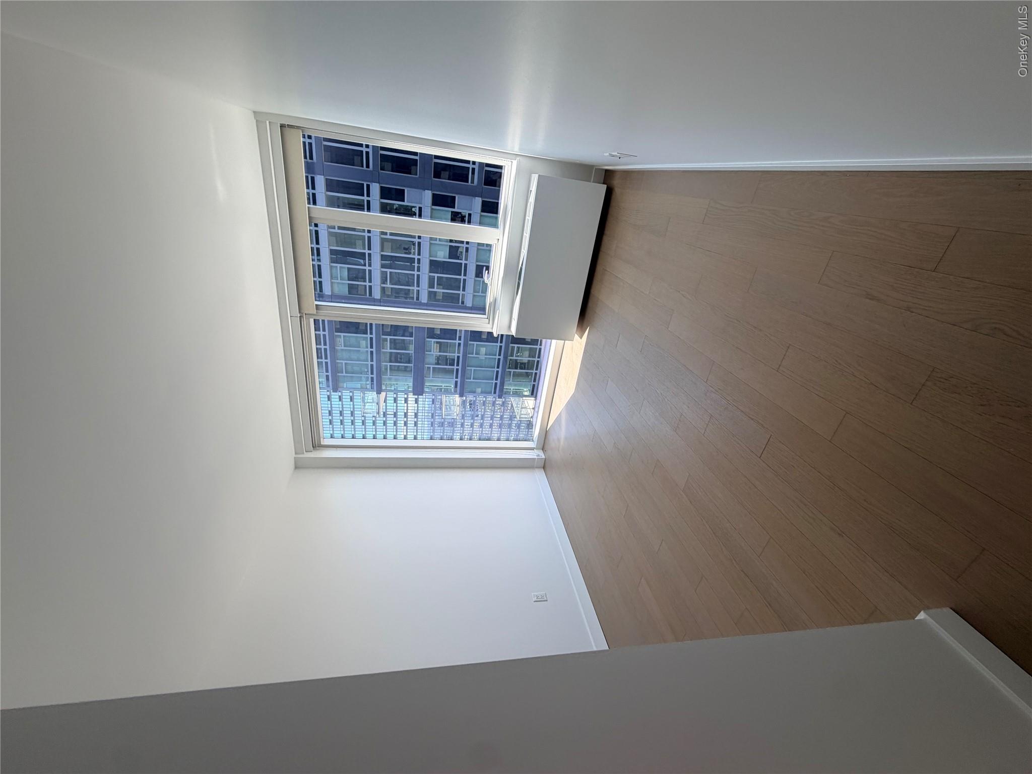 1038955 Property Photo 4