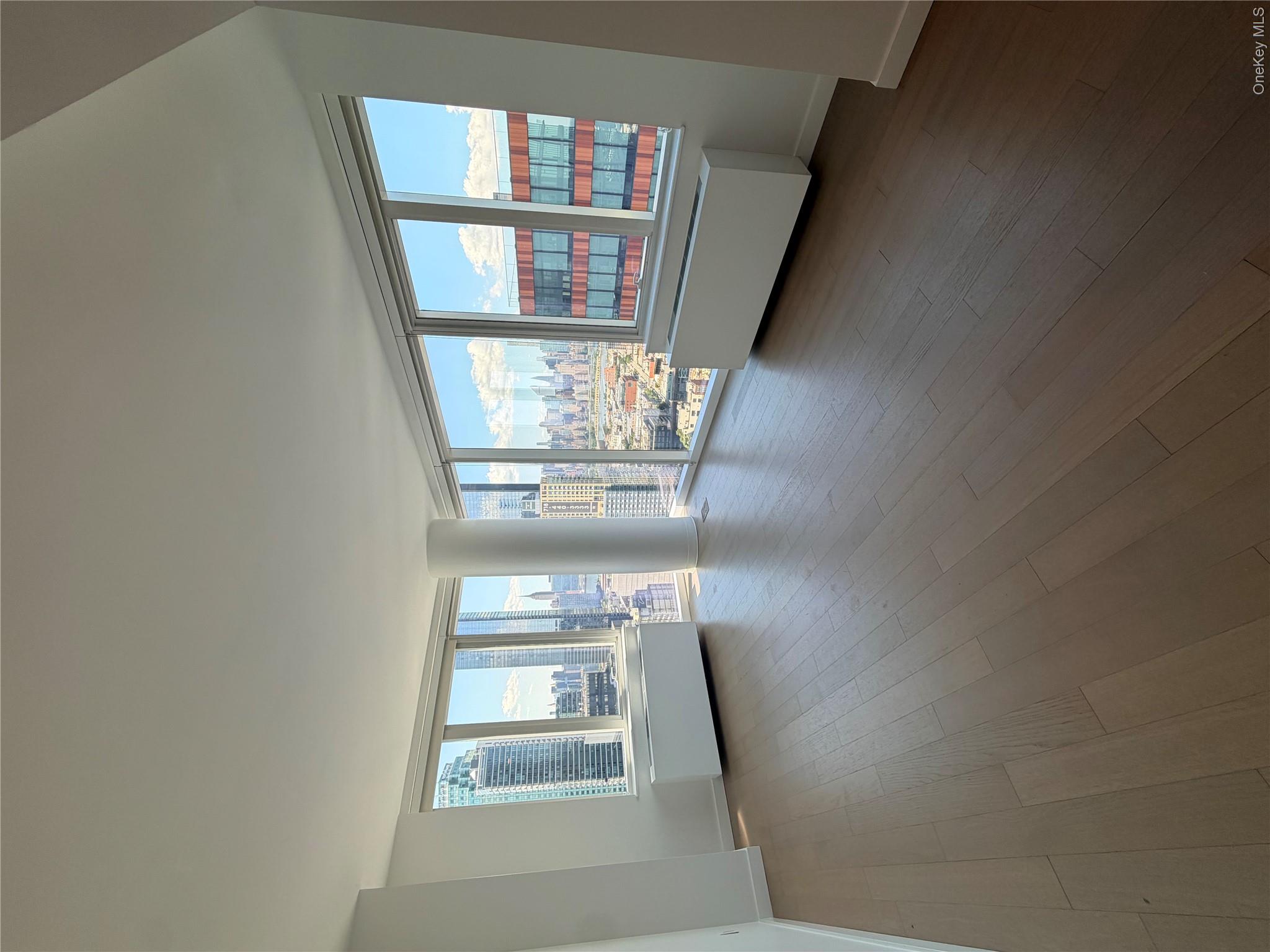 1038955 Property Photo 5