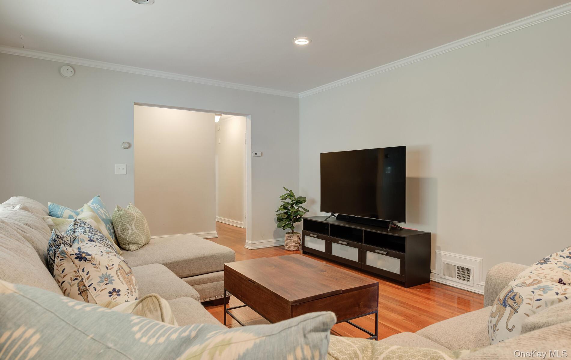 9 Wimbleton Lane Property Photo 6