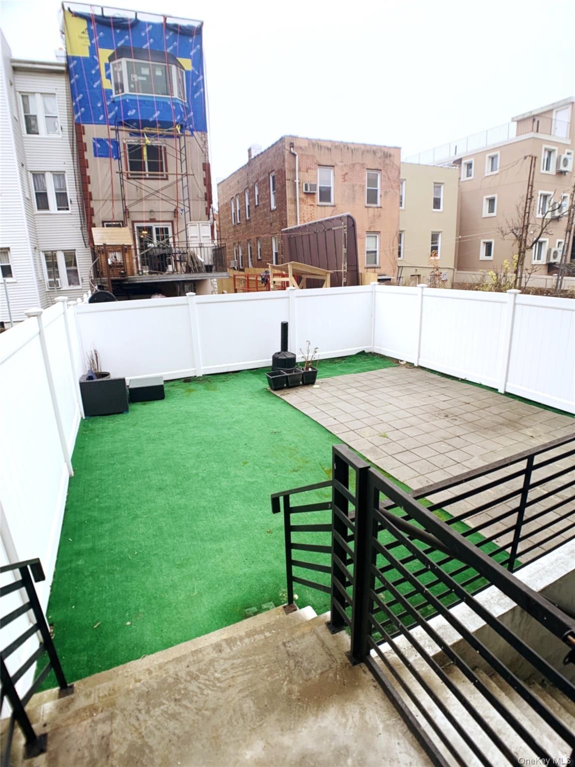 14-18 31st Street Property Photo 3