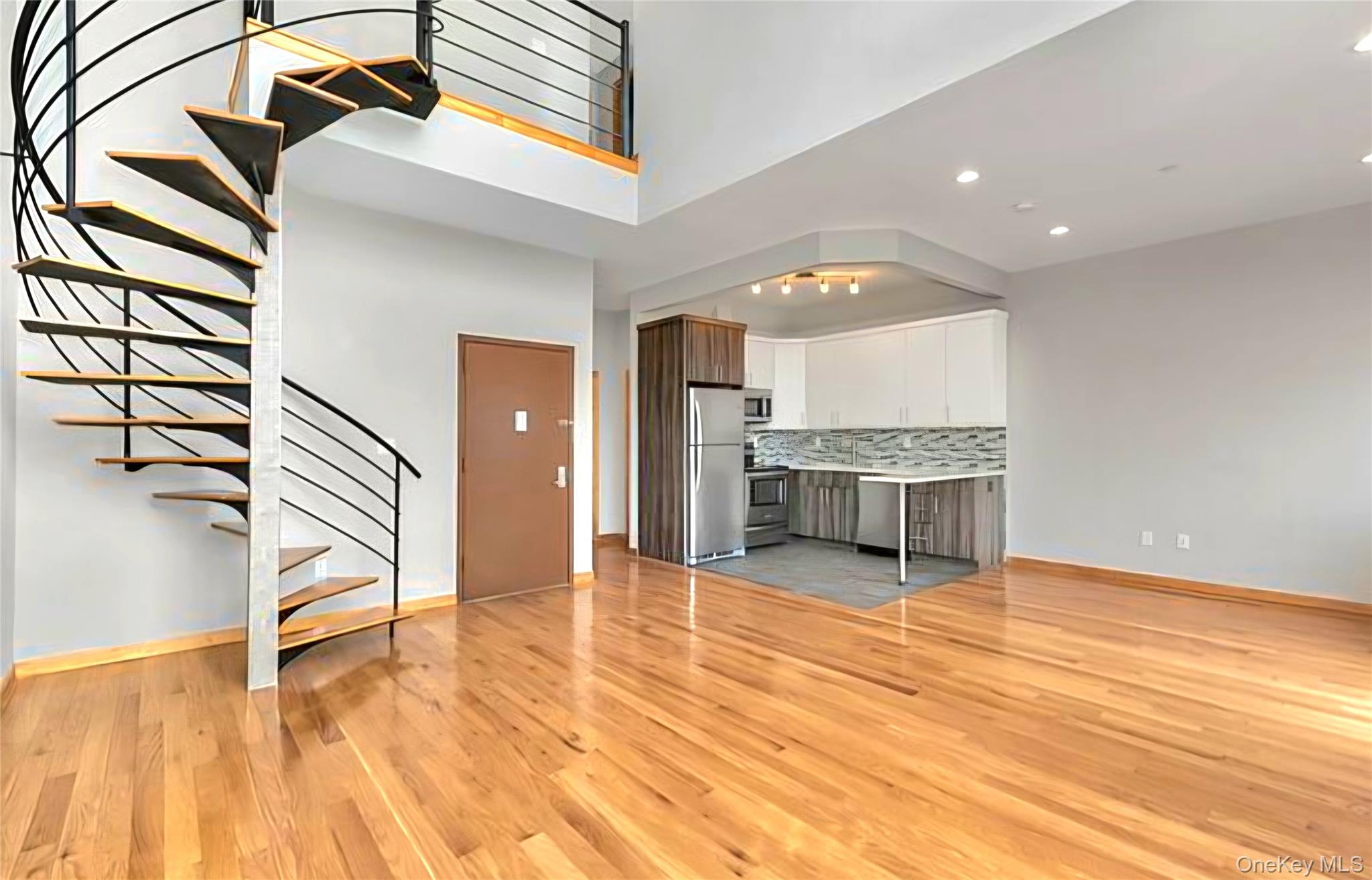 14-18 31st Street Property Photo 5