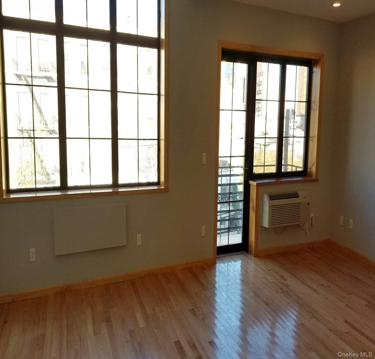 14-18 31st Street Property Photo 13
