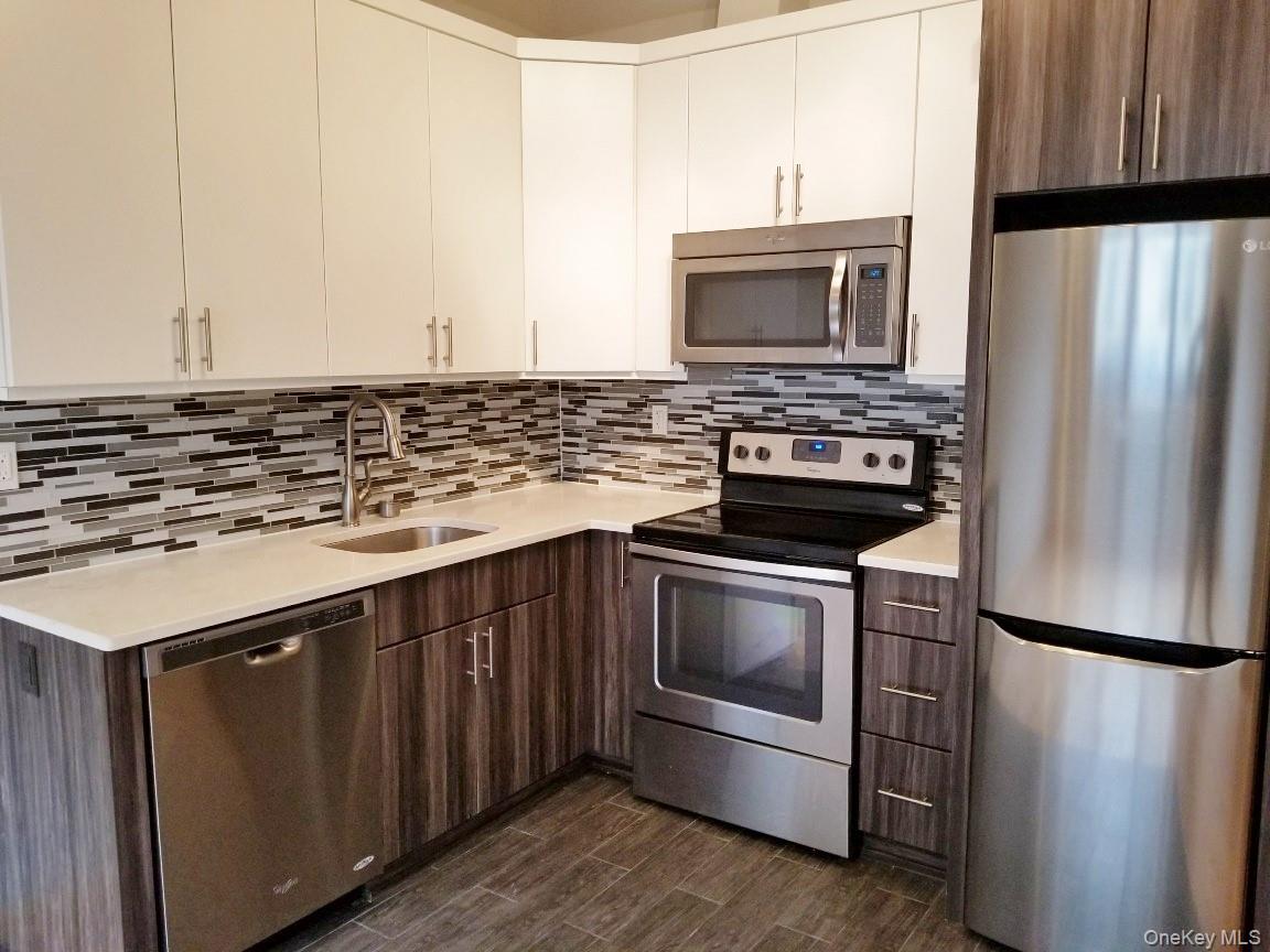 14-18 31st Street Property Photo 19