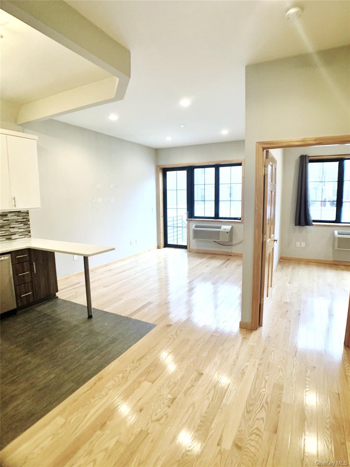 14-18 31st Street Property Photo 20