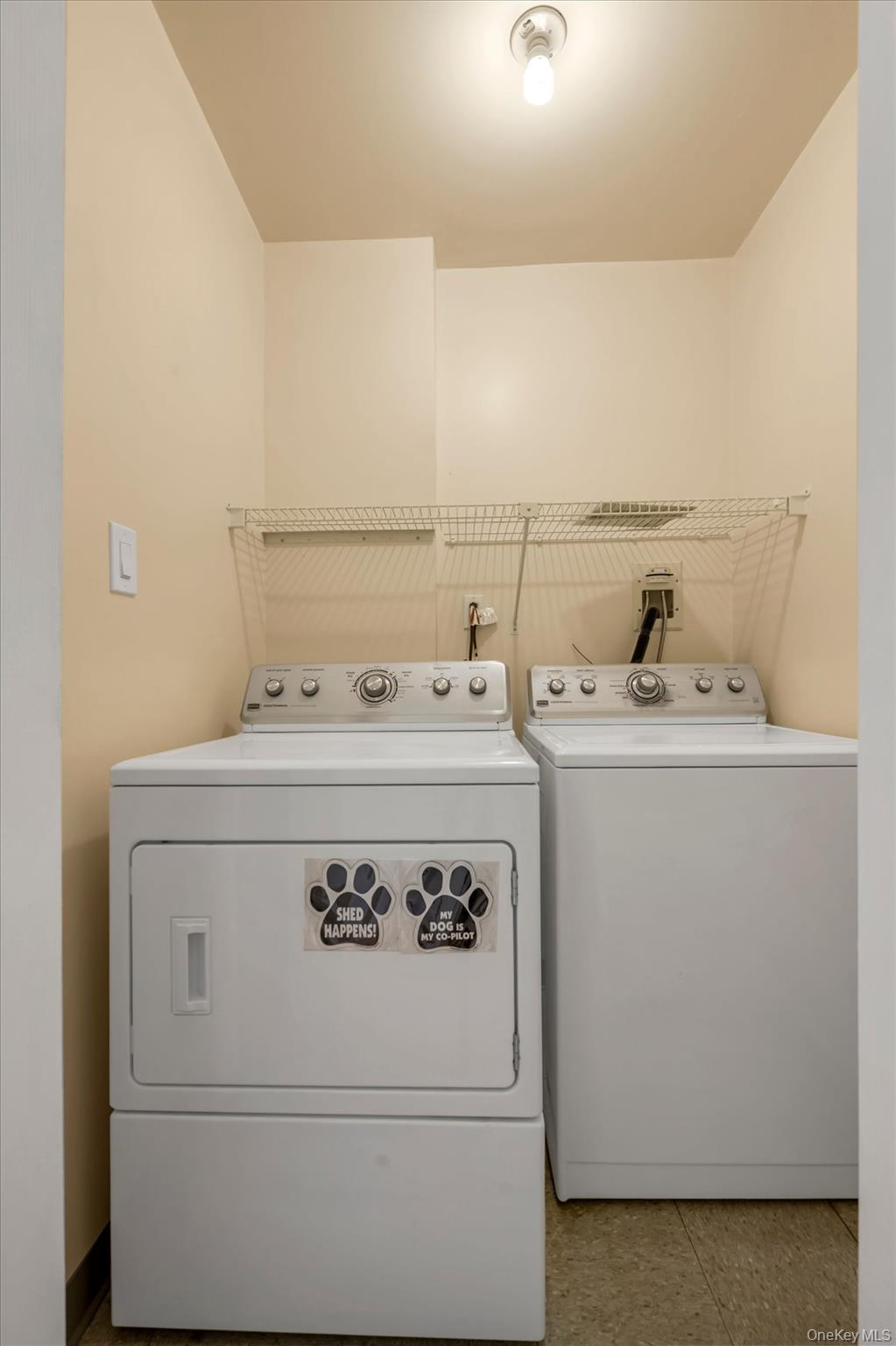 242-07a Oak Park Drive Property Photo 17