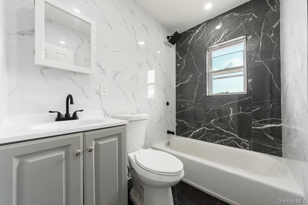 12313 144th Street Property Photo 8