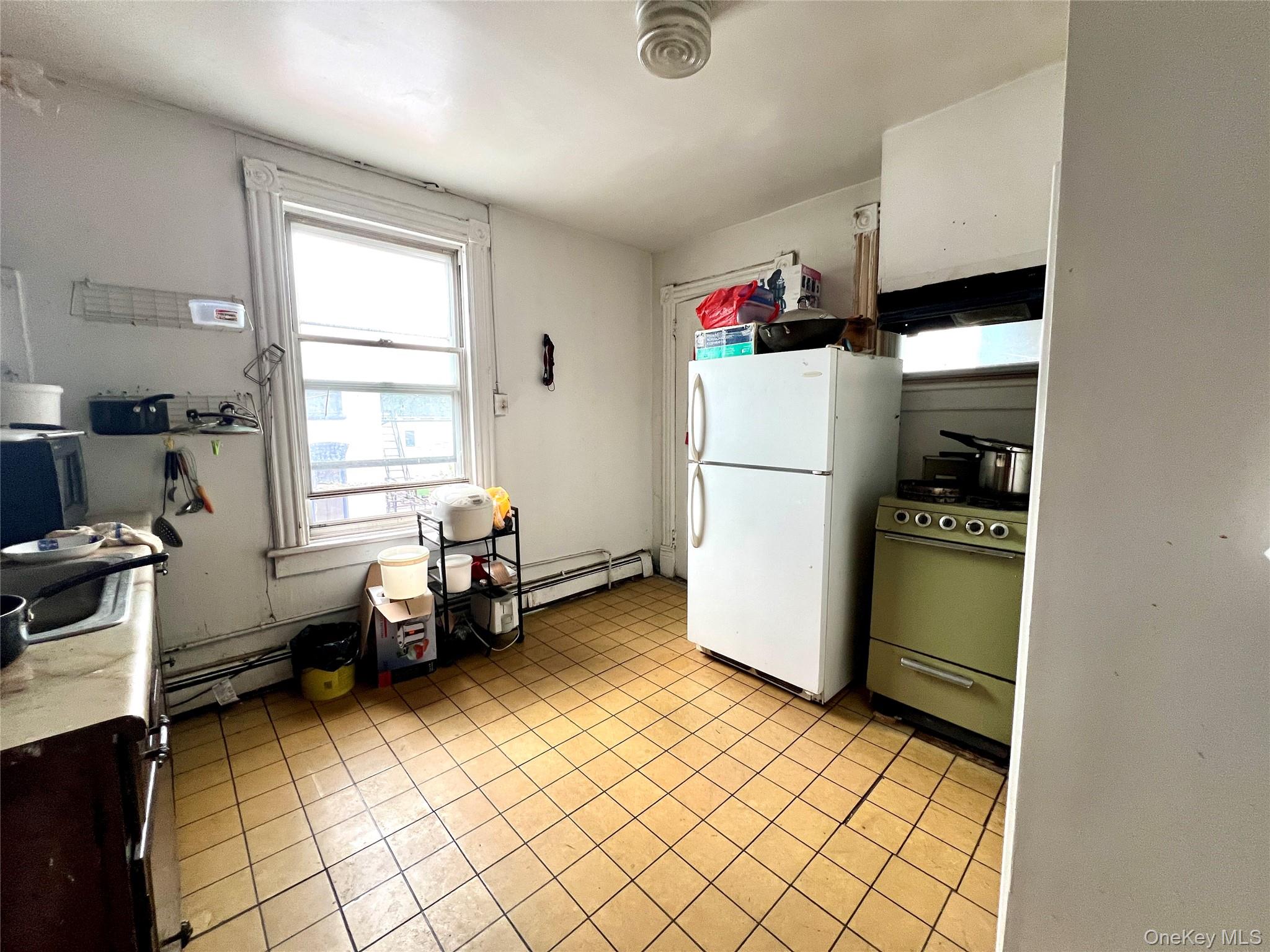 250 Main Street Property Photo 3