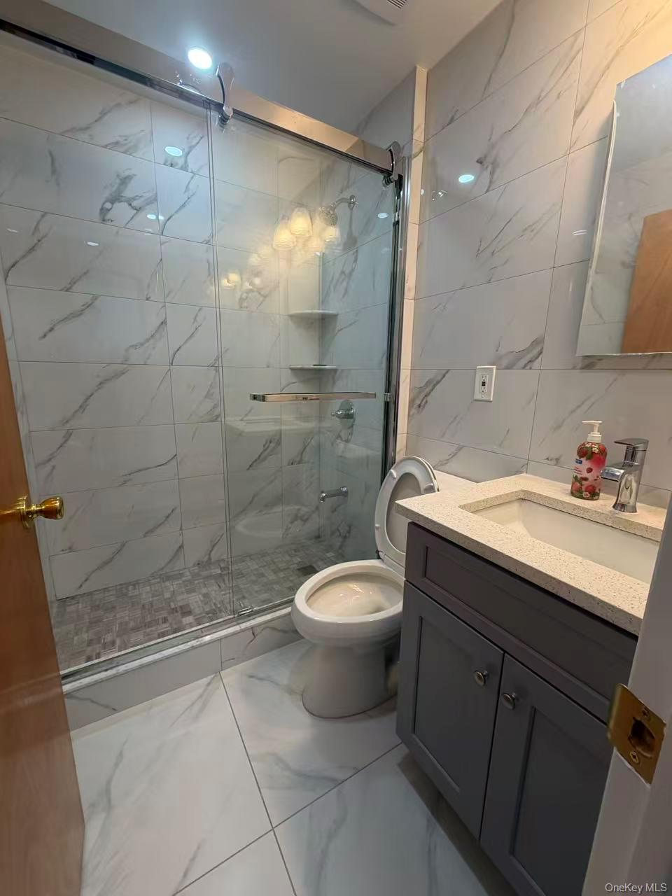 14442 Willets Point Boulevard Property Photo 4