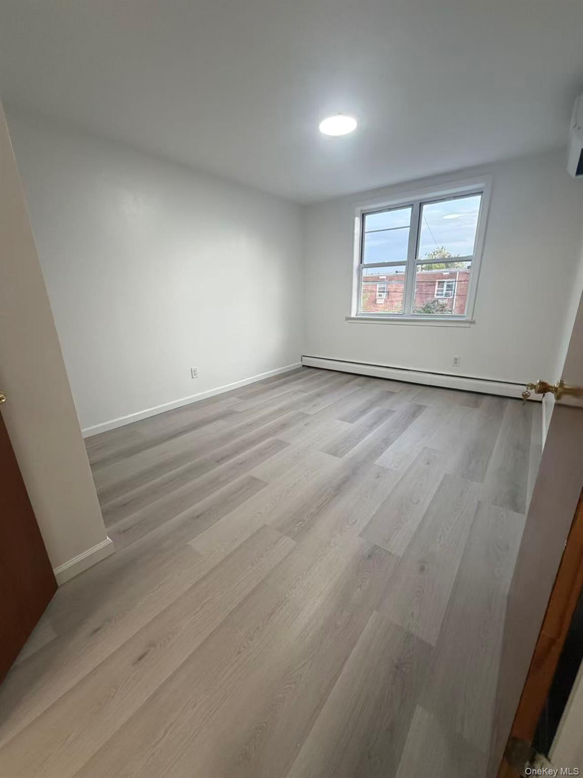 14442 Willets Point Boulevard Property Photo 7