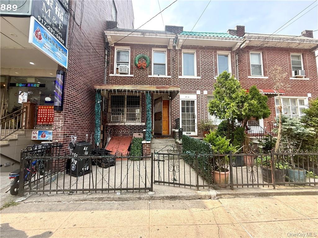 816 53rd Street Property Photo 1