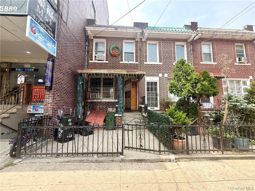 816 53rd Street Property Photo 2