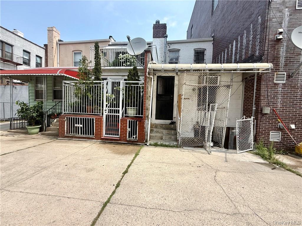 816 53rd Street Property Photo 5