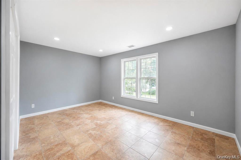 779 Peconic Avenue Property Photo 23