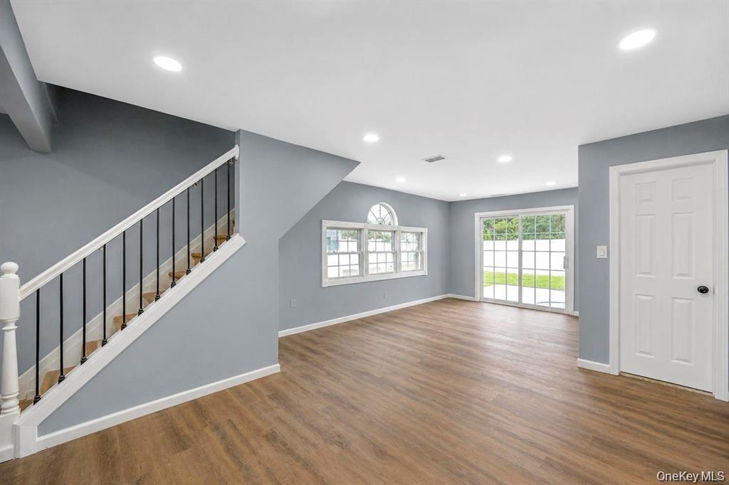 779 Peconic Avenue Property Photo 28