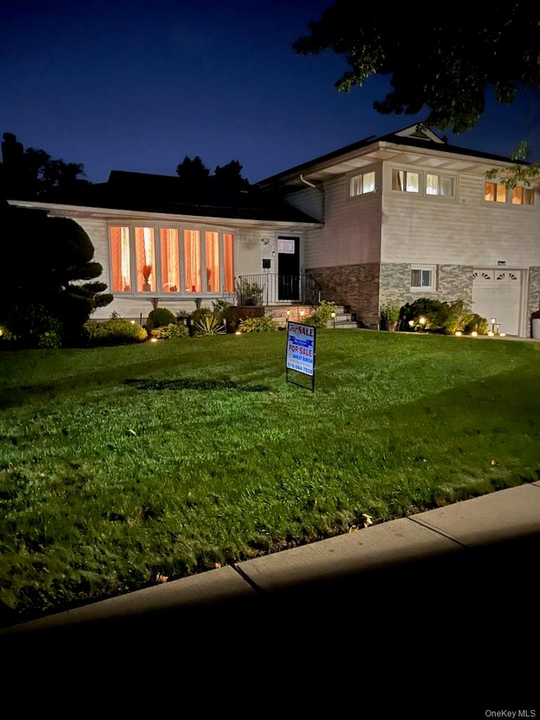 1038990 Property Photo 2