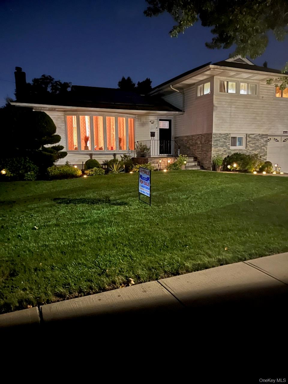 1038990 Property Photo 3