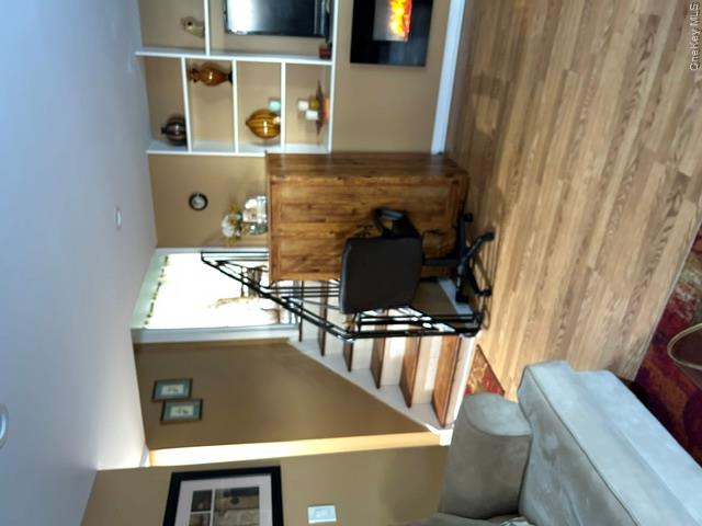 1038990 Property Photo 15