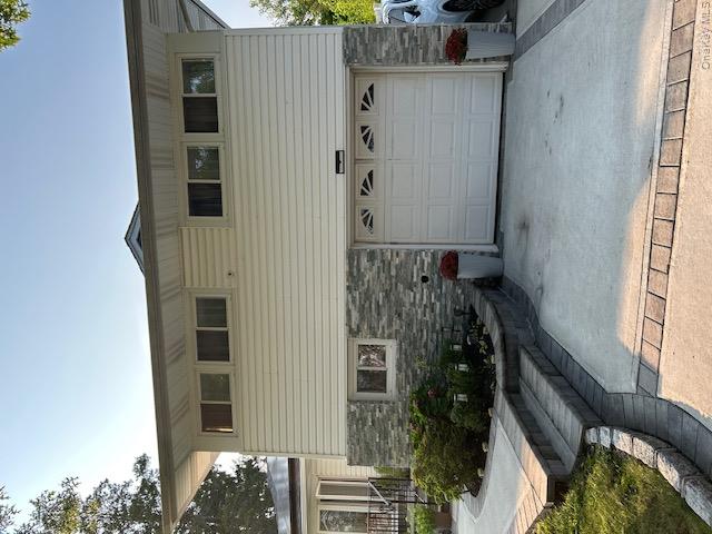 1038990 Property Photo 33