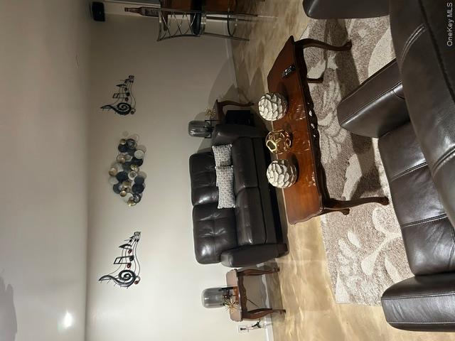 1038990 Property Photo 35