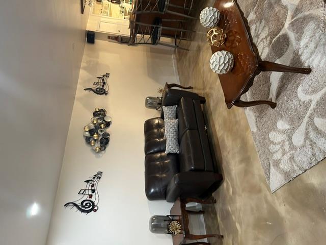 1038990 Property Photo 38