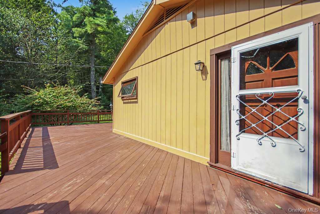 198 Pine Grove Road Property Photo 4