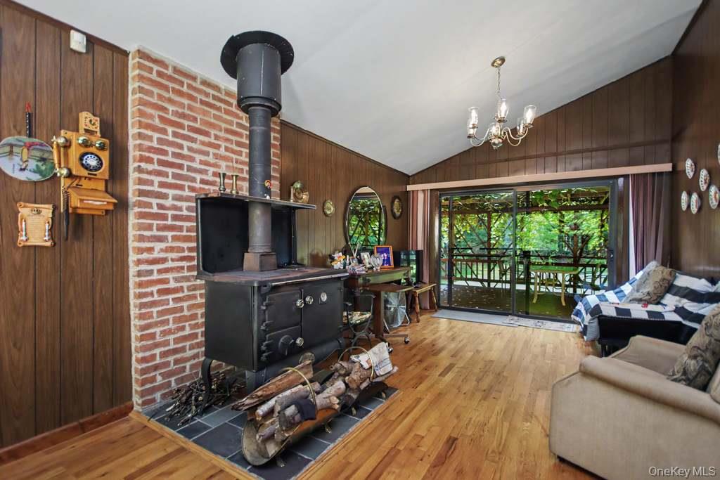 198 Pine Grove Road Property Photo 11