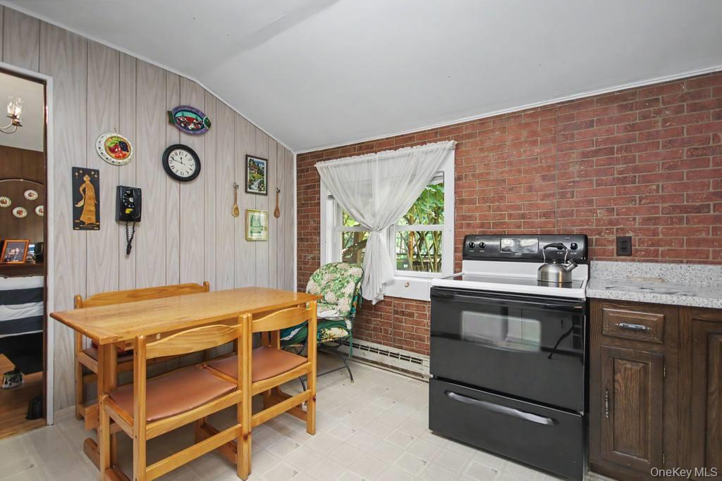 198 Pine Grove Road Property Photo 18