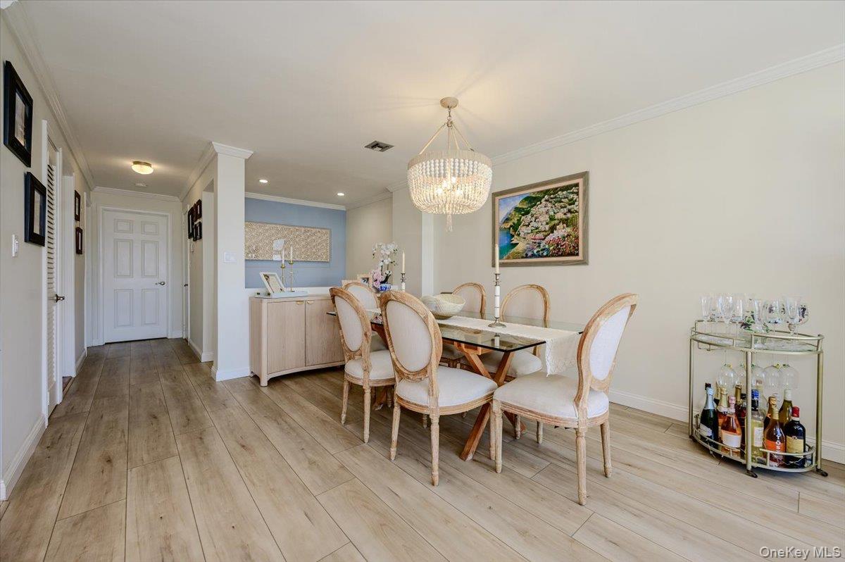543 W Broadway A Property Photo 8