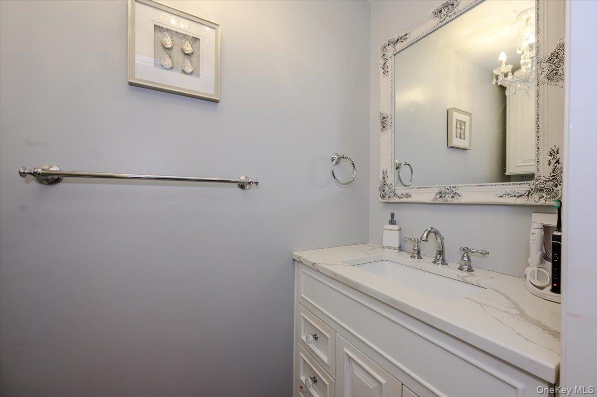 543 W Broadway A Property Photo 17