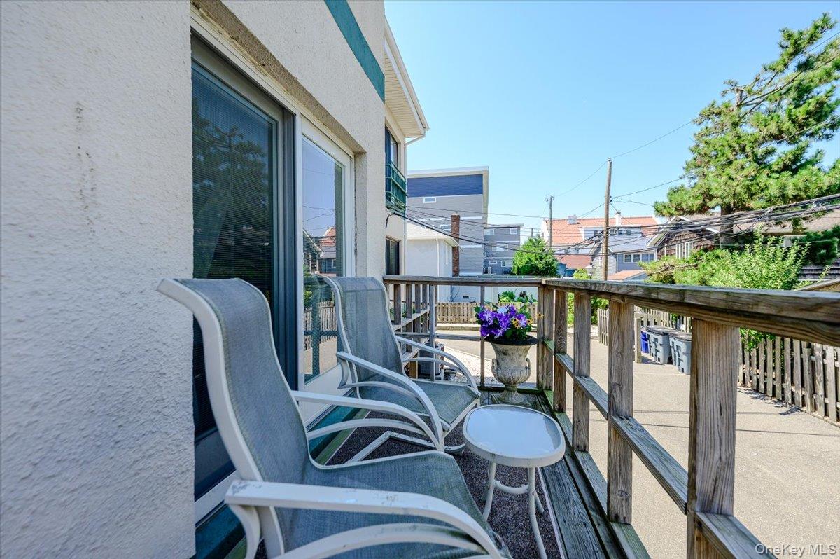 543 W Broadway A Property Photo 18