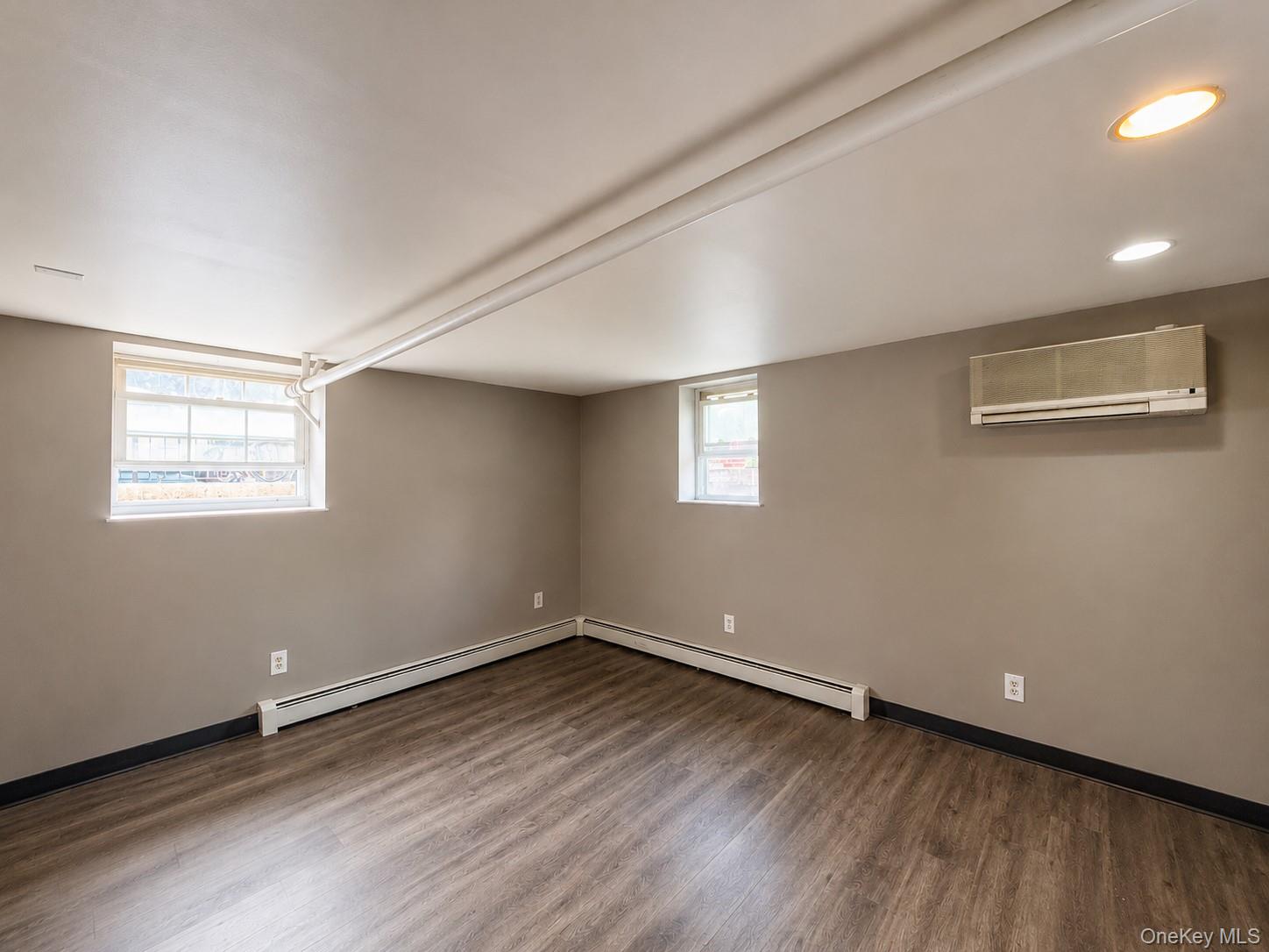 1374 Hobart Avenue Property Photo 33