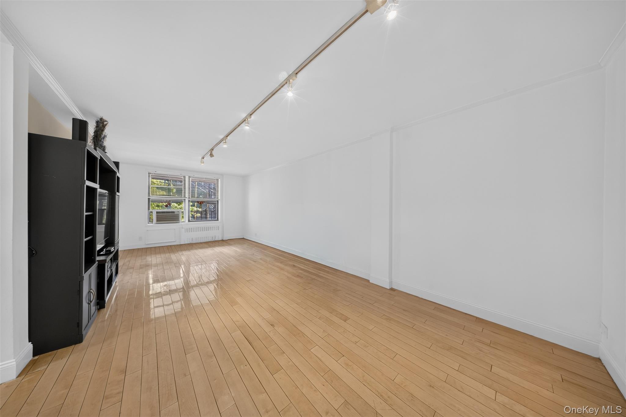 138-70 Elder Avenue 3l Property Photo 8
